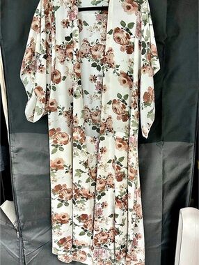 Urban Episode Floral Maxi Dress Size M/L Like New